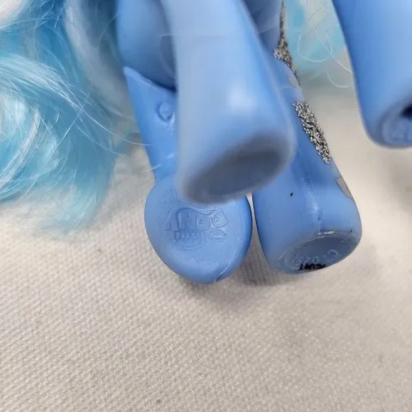 My Little Pony G4 Trixie Lulamoon 3" Brushable Curious Pose Glitter Stars 2016 - Picture 12 of 12